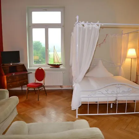 Appartement Herrenhaus Kahnsdorf Am Hainer Bei Leipzig