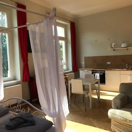 Herrenhaus Kahnsdorf Am Hainer Bei Leipzig *