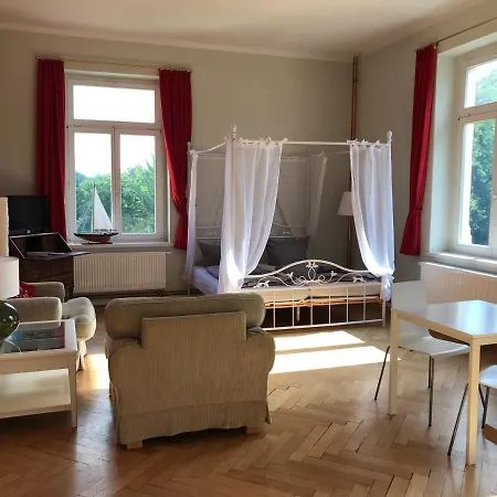 Apartment Herrenhaus Kahnsdorf Am Hainer Bei Leipzig
