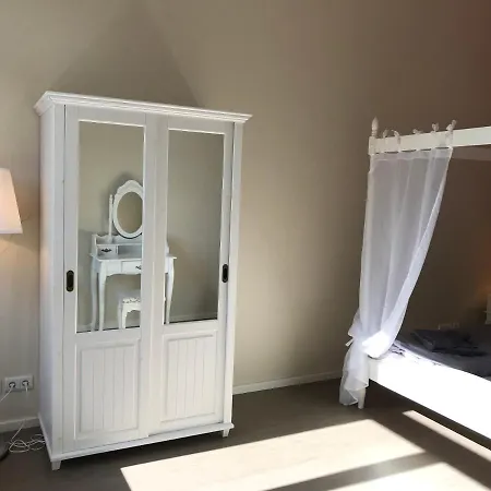 Herrenhaus Kahnsdorf Am Hainer Bei Leipzig Apartment
