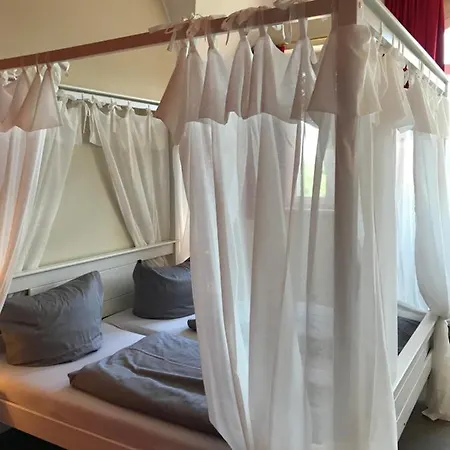 Herrenhaus Kahnsdorf Am Hainer Bei Leipzig Apartment