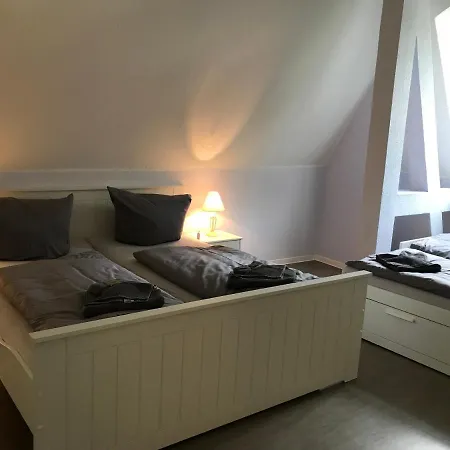 Apartment Herrenhaus Kahnsdorf Am Hainer Bei Leipzig